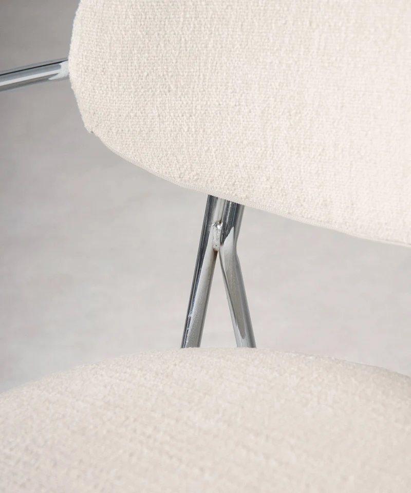 Silla de Comedor de Tela y Metal con Reposabrazos Moritz Arms