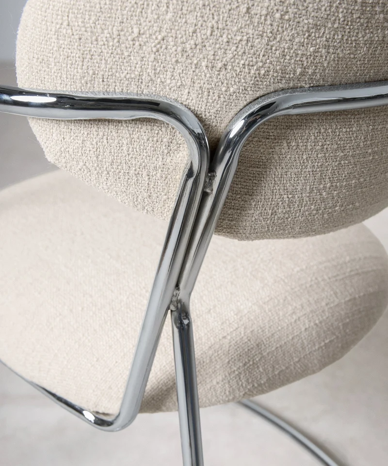Silla de Comedor de Tela y Metal con Reposabrazos Moritz Arms