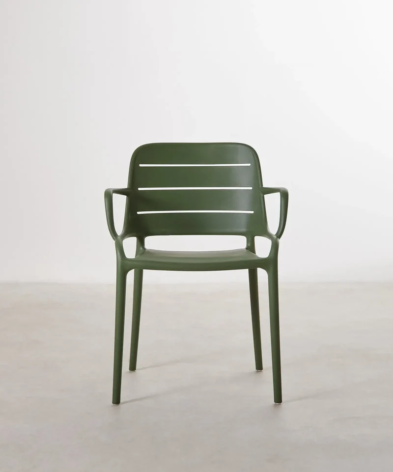 Silla de Polipropileno con Reposabrazos Mila
