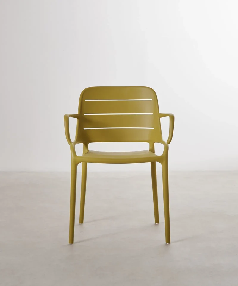 Silla de Polipropileno con Reposabrazos Mila
