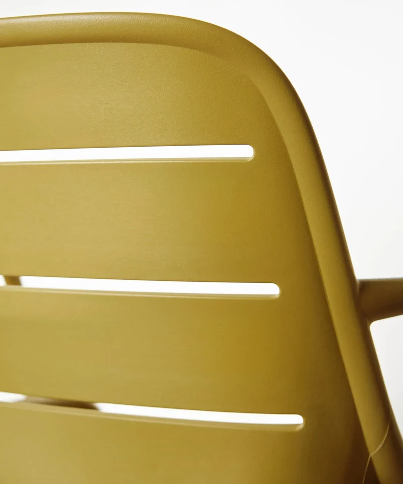 Silla de Polipropileno con Reposabrazos Mila
