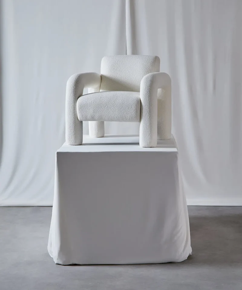 Sillón Tapizado con Reposabrazos Cloud