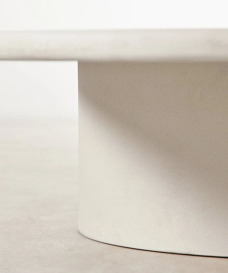 Mesa de Centro Alargada en Microcemento Lira (135 cm)
