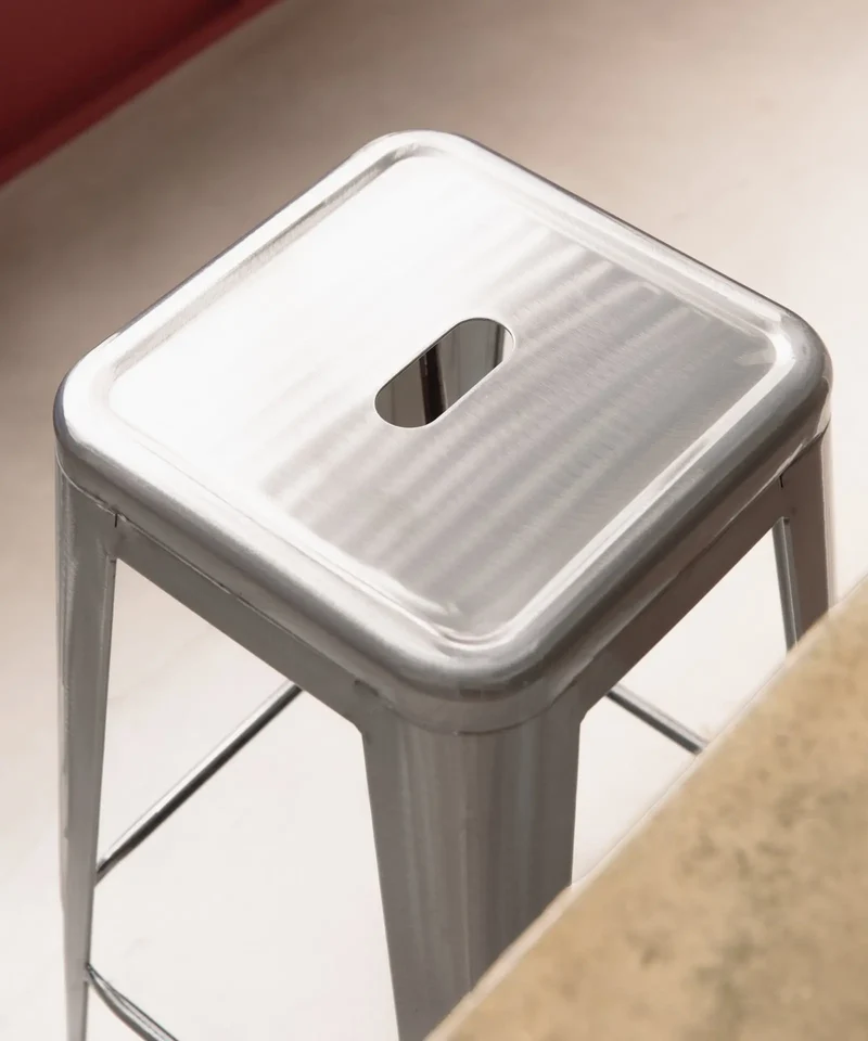 Taburete Alto de Metal Tolik - Polished Edition