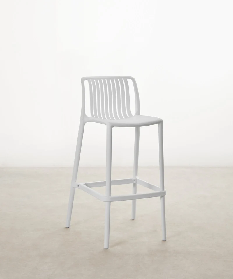 Taburete Alto en Polipropileno Kora
