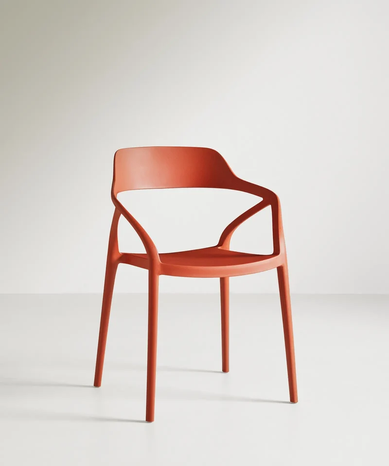 Silla de Polipropileno con Reposabrazos Grace