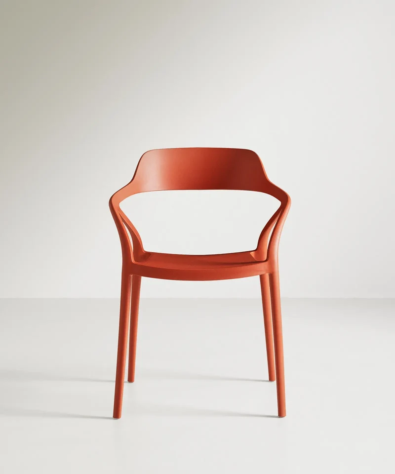 Silla de Polipropileno con Reposabrazos Grace