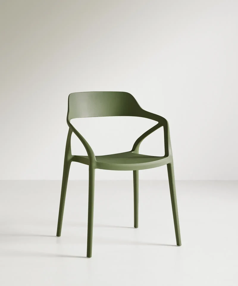 Silla de Polipropileno con Reposabrazos Grace