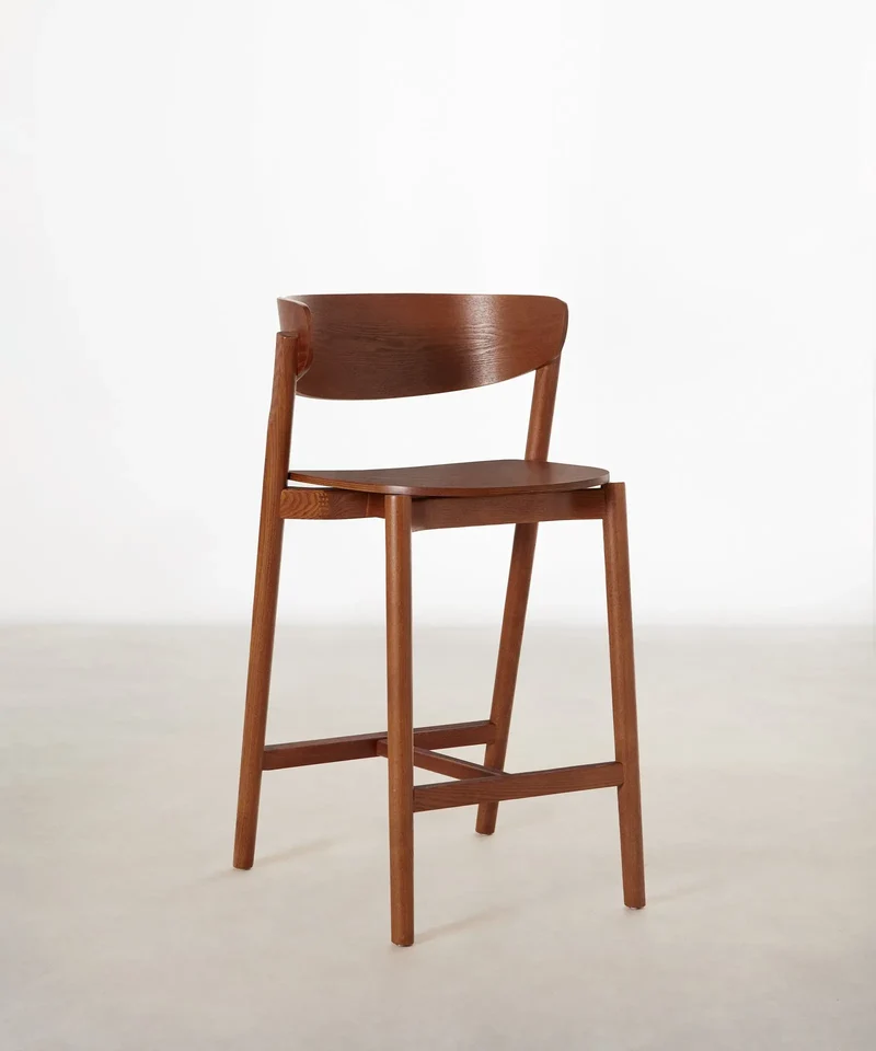 Taburete de madera Skog