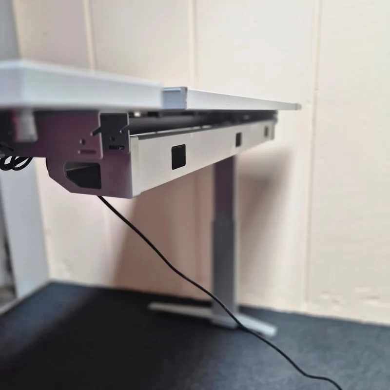 Elektrisch höhenverstellbarer Schreibtisch - Actiforce