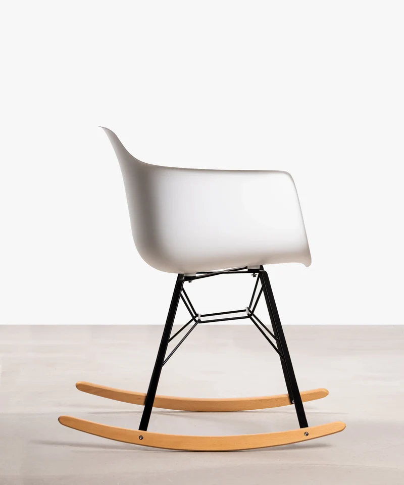 Silla de Polipropileno con Reposabrazos Elon Arms