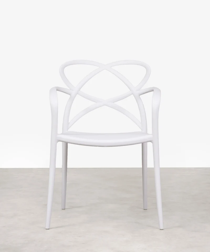 Silla de Polipropileno con Reposabrazos Maestro Arms