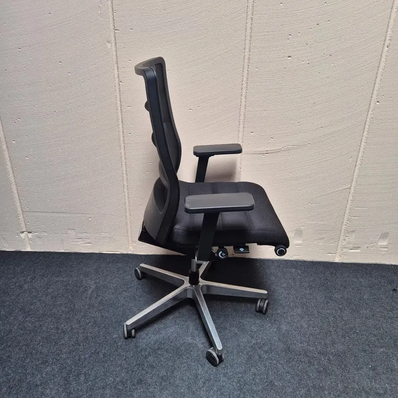 Bürodrehstuhl / Interstuhl "Air Pad"