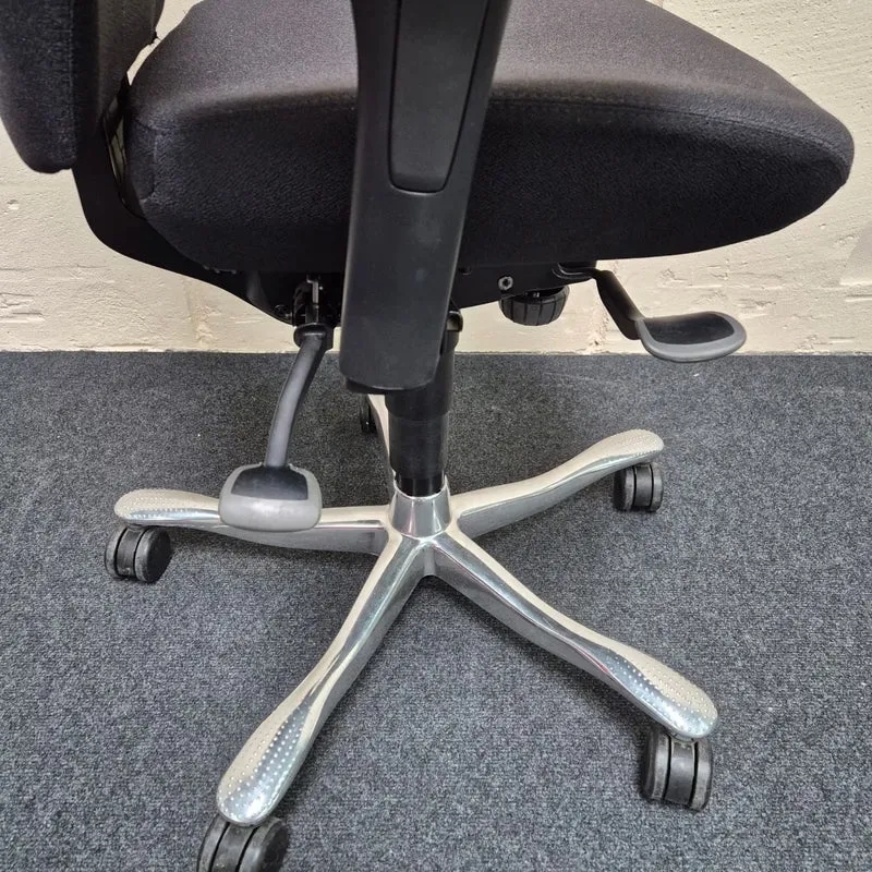 Bürodrehstuhl / Kinnarps "Plus 6000"