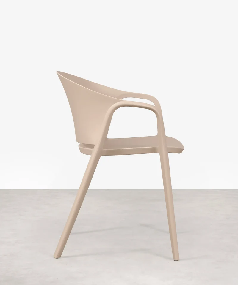 Silla de Polipropileno con Reposabrazos Pippa