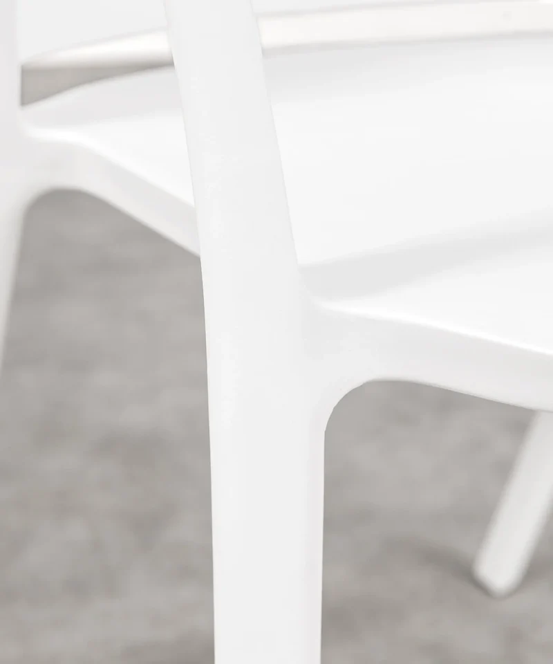 Silla de Polipropileno con Reposabrazos Pippa