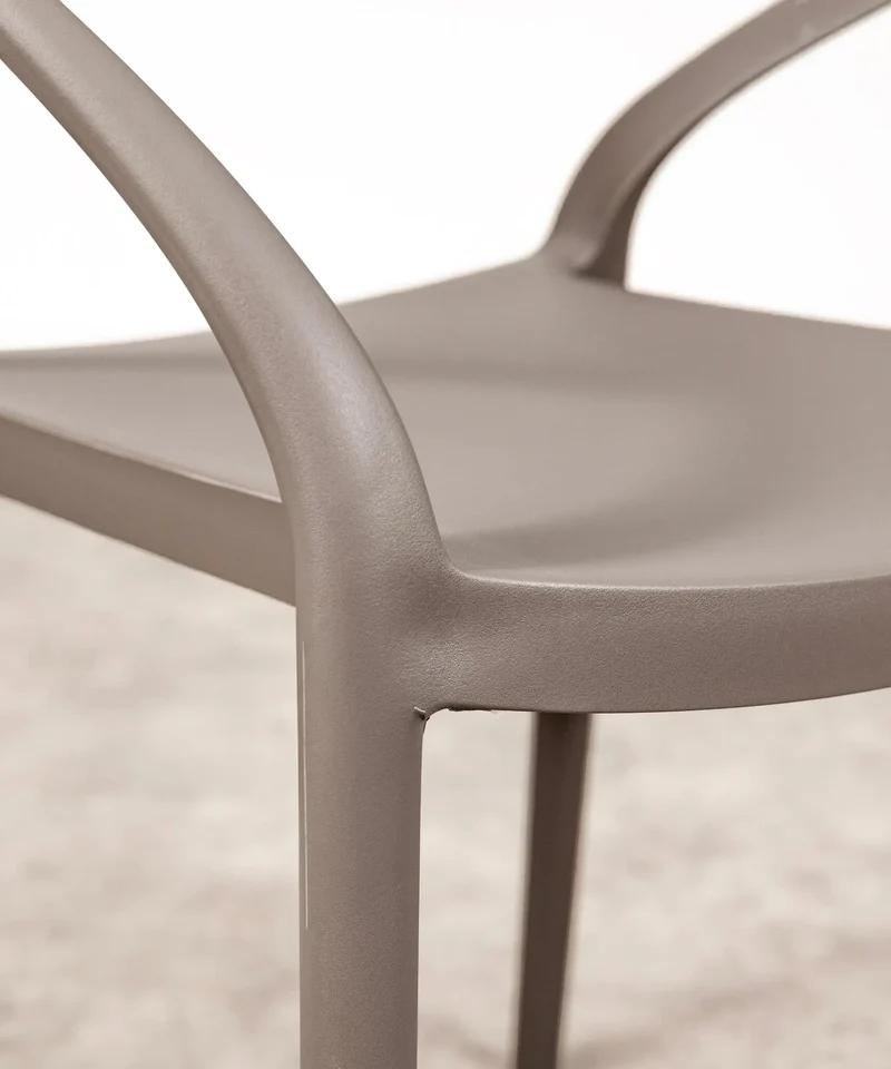 Silla de Polipropileno con Reposabrazos Grace