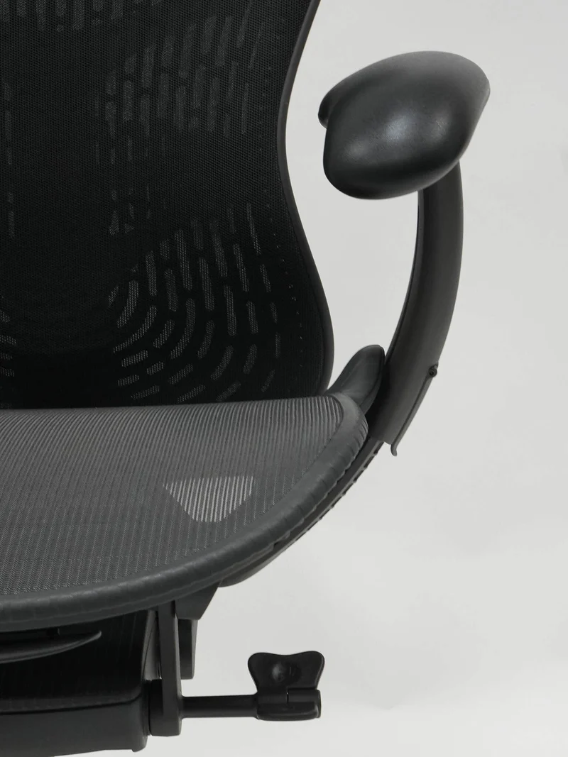Herman Miller Mirra 2 Chair (Renewed)