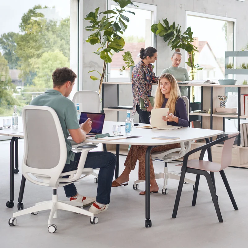 sedus se:lab meet desk | mobiler Besprechungstisch | Konferenztisch | auf Rollen