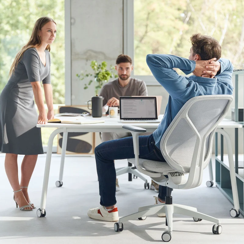 sedus se:lab meet desk | mobiler Besprechungstisch | Konferenztisch | auf Rollen