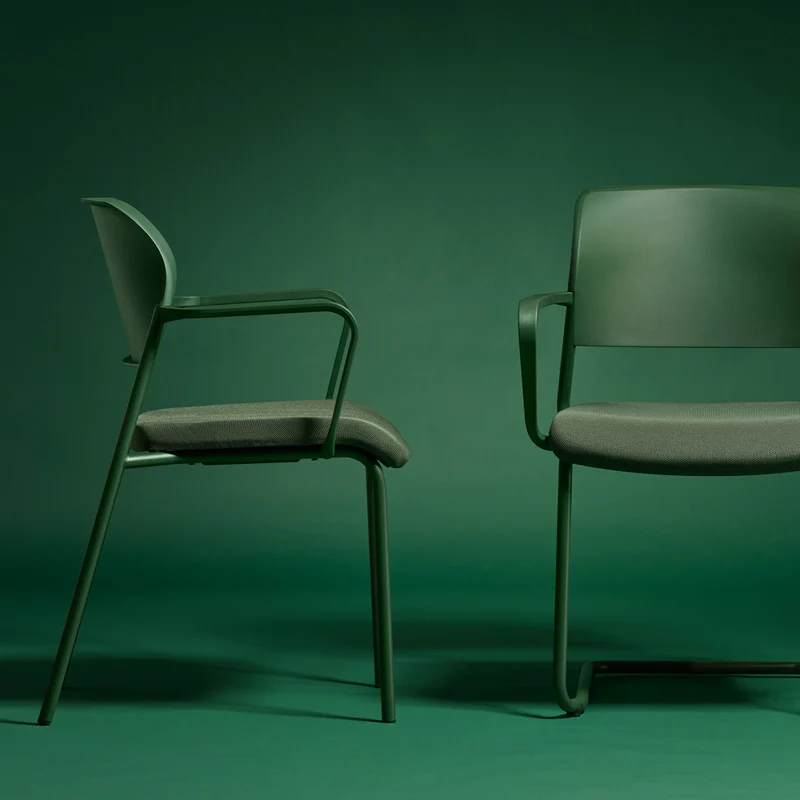 FM Asiento Besucherstuhl | Konferenzstuhl | Freischwinger