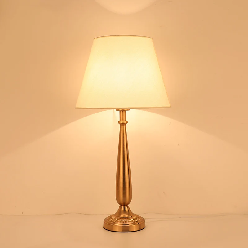 Contemporary Scandinavian Flower Iron Fabric 1-Light Table Lamp For Bedroom