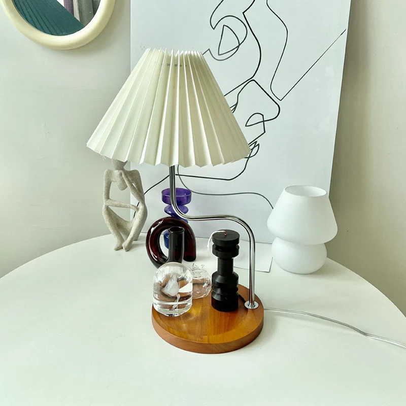 Traditional Vintage Wood Iron Fabric Umbrella 1-Light Table Lamp For Bedroom