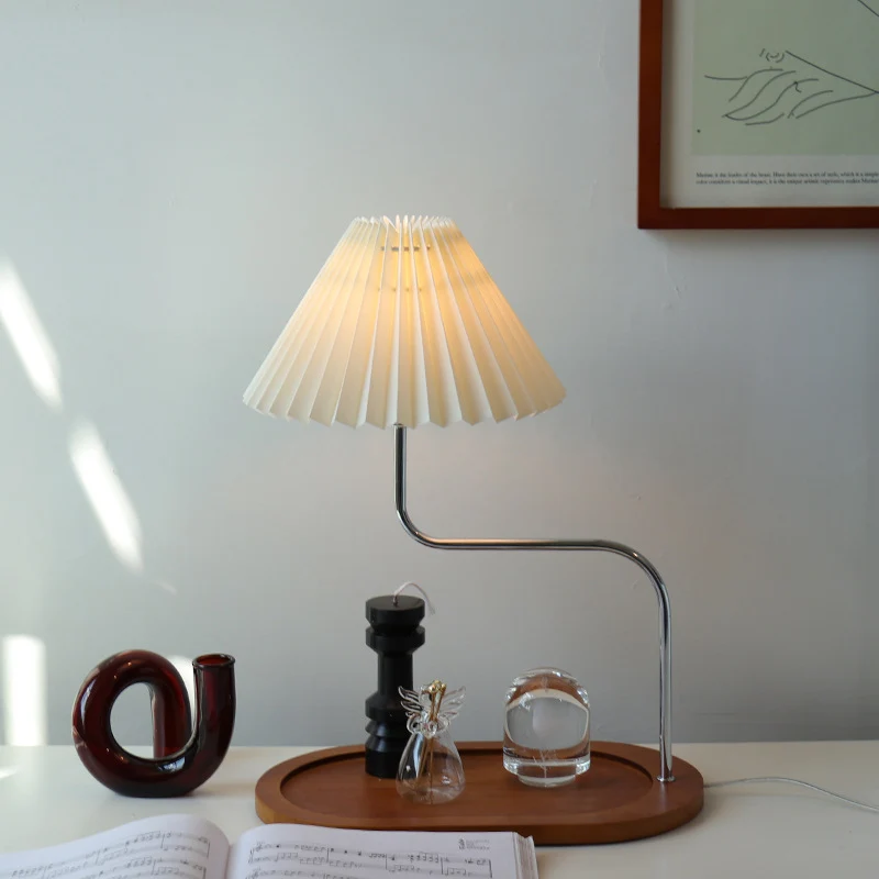 Traditional Vintage Wood Iron Fabric Umbrella 1-Light Table Lamp For Bedroom