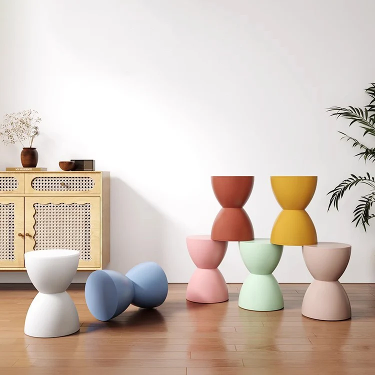 Modern Minimalist Hourglass Shape Round Plastic Chair Backless For Living Room