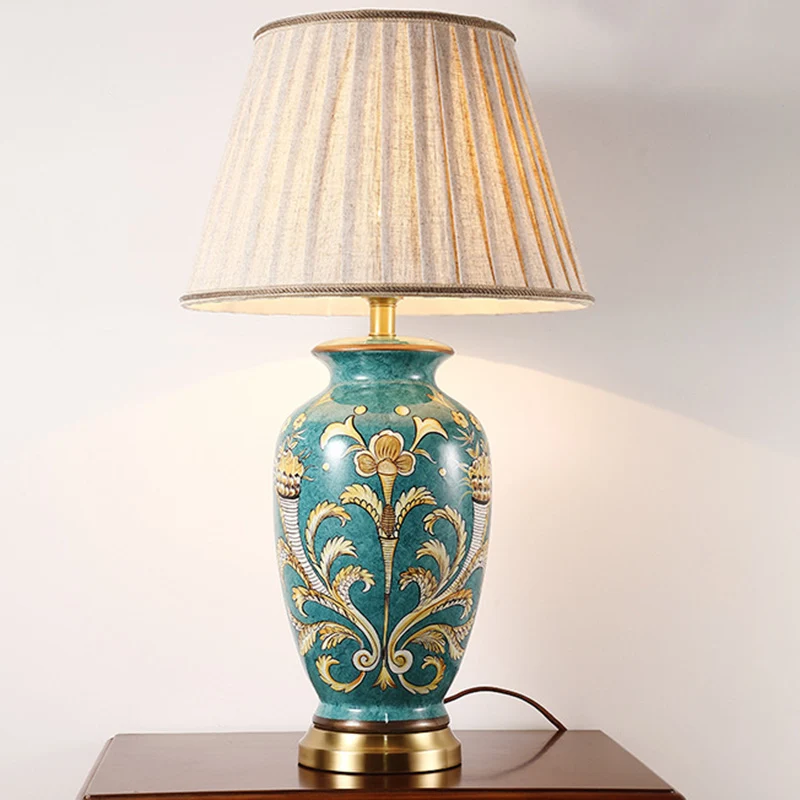 Traditional Chinese Hand-Painted Ceramic Base Copper Fabric 1-Light Table Lamp For Living Room