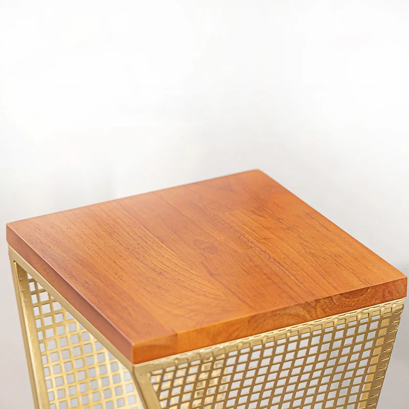Modern Minimalist Square Metal Oak Wood Display Rack Openwork Design For Living Room