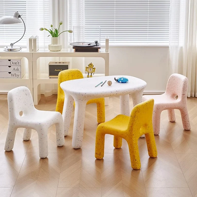 Contemporary Nordic PE Oval Kids Colorful Safe Desk & Chair Set For Living Room & Study