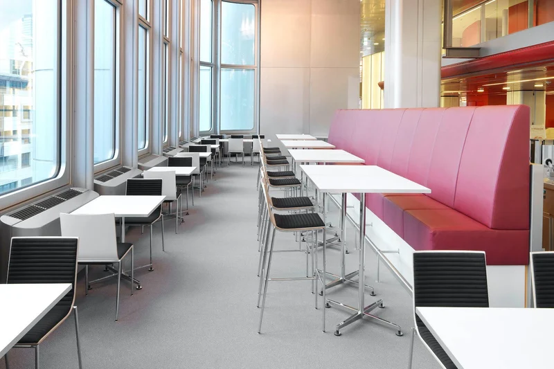 Kusch+Co San Siro Konferenztisch Metallfuß