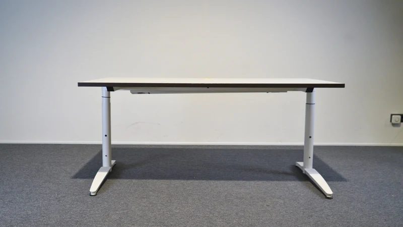 Palmberg Schreibtisch Weiß Grau Alvar gebraucht