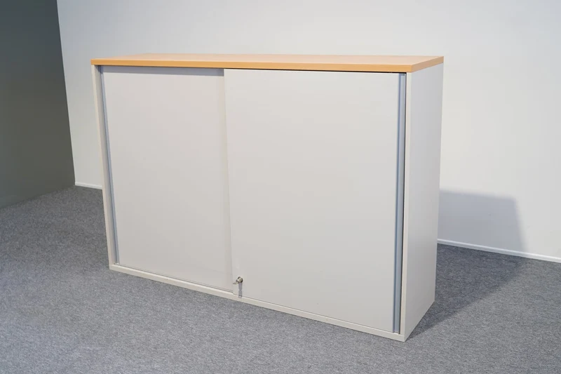 Aktenschrank mit Eiche Oberfläche 3OH 160cm gebraucht