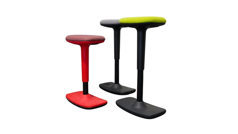 Steh-Sitz Hocker Timmi Nowy Styl Ausstellungsstück