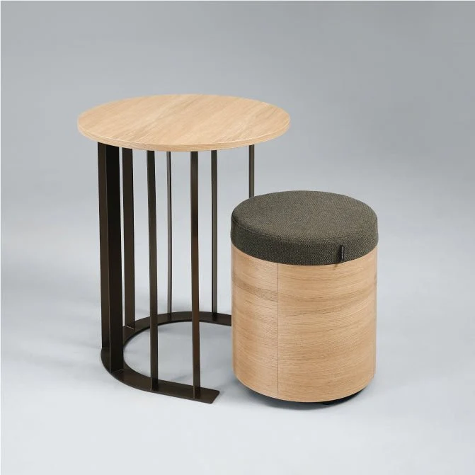 ZooZoo Besprechungsset Small Tisch und Hocker