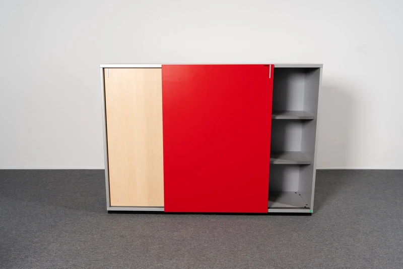 Schiebetürschrank Ahorn/Rot Svoboda gebraucht