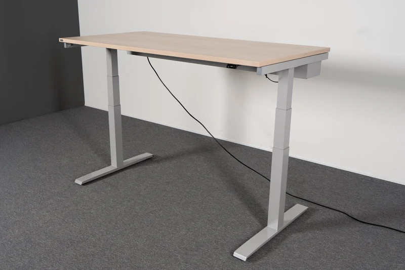 Schreibtisch elektrisch 160x80 verschiedene Platten Nowy Styl gebraucht