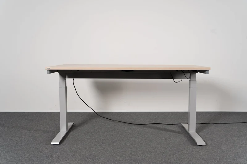 Schreibtisch elektrisch 160x80 verschiedene Platten Nowy Styl gebraucht