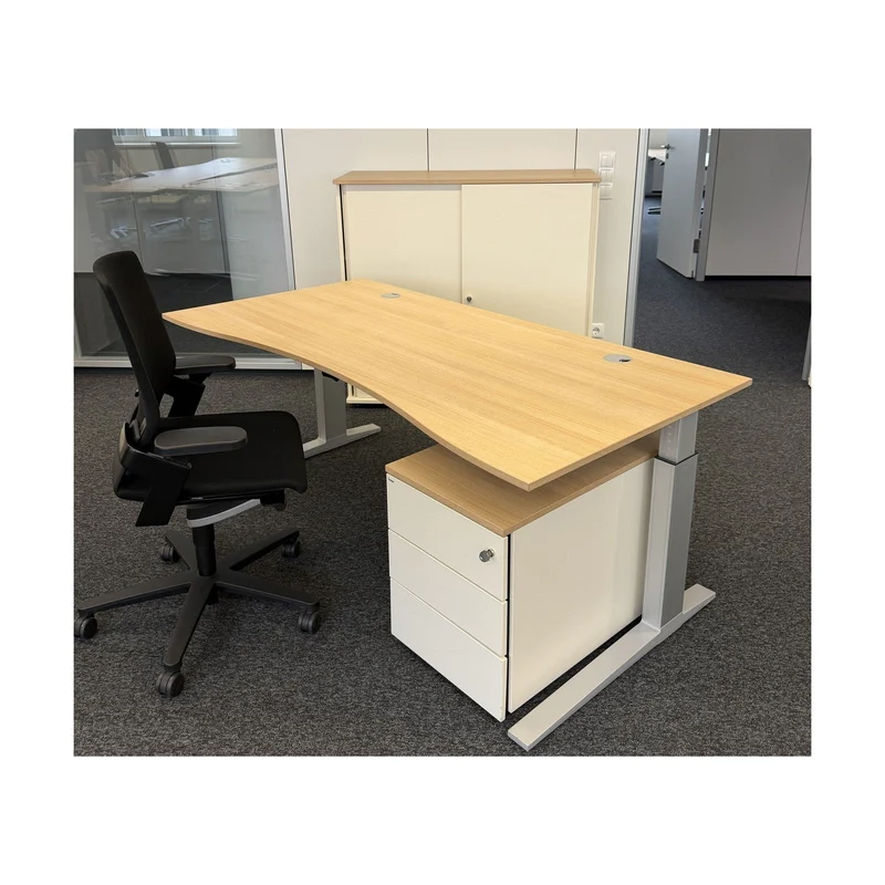 Komplett-Arbeitsplatz Bene & Wilkhahn – Freiform-Schreibtisch, Rollcontainer, Schiebetürenschrank und Drehstuhl ON, gebraucht