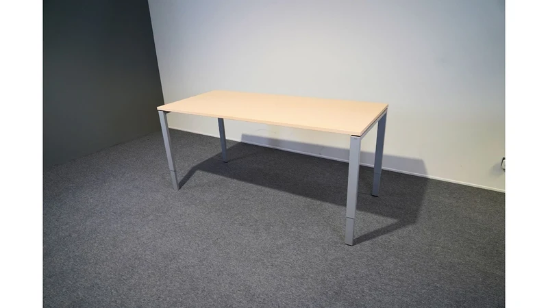 Schreibtisch höhenverstellbar Bene Kayu gebraucht