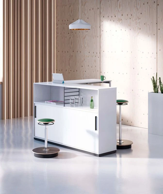 Hocker Belise von Nowy Styl