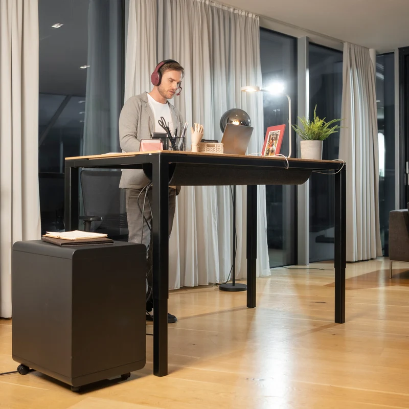 Desk Four - Höhenverstellbarer Tisch