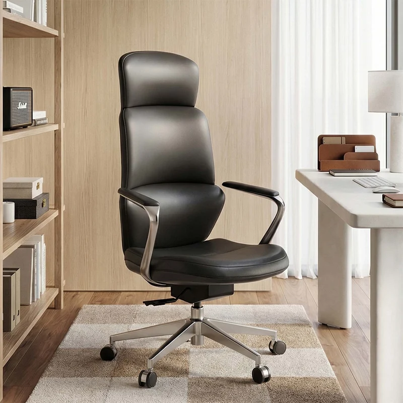 Omidi Nolan – Ergonomischer Lederstuhl im klassischen Design