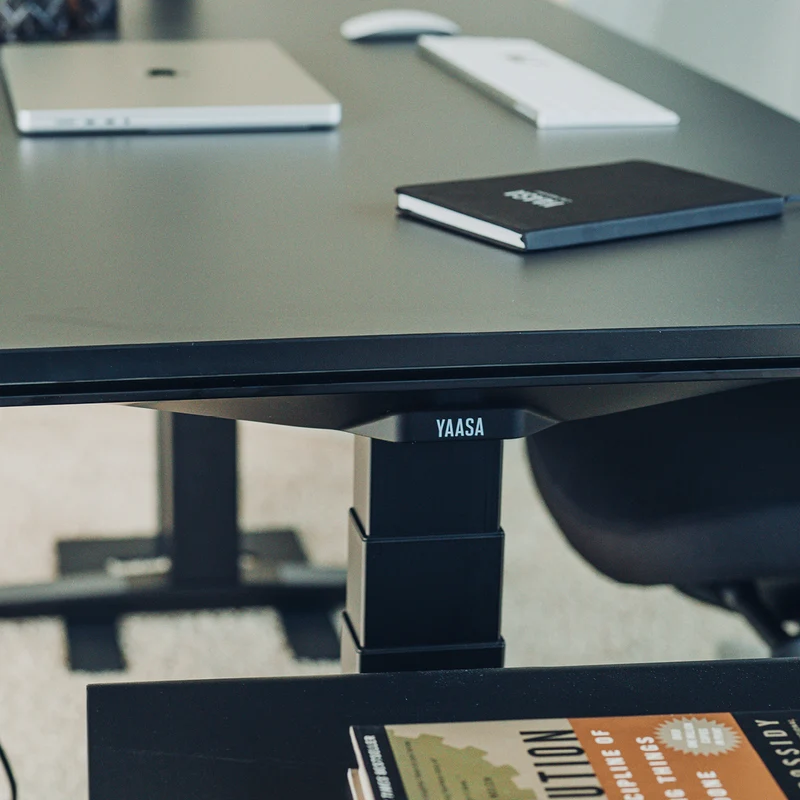 Desk Expert - Höhenverstellbarer Schreibtisch