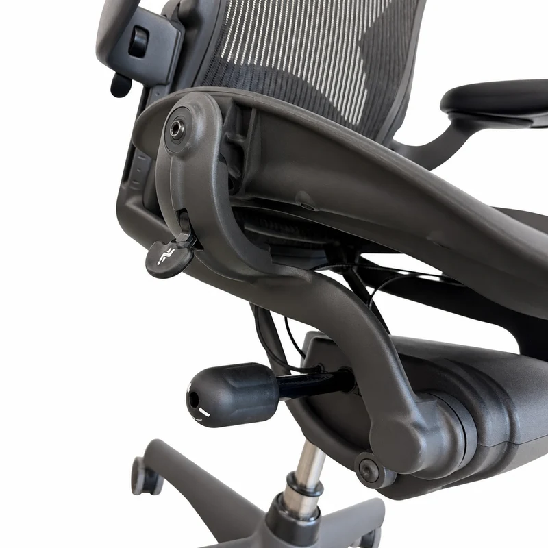 Herman Miller Aeron Size B anthrazit