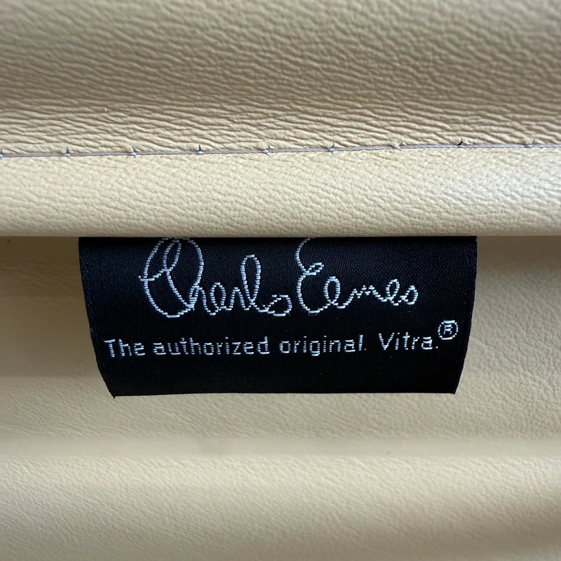 Vitra EA 108 Leder Cashew