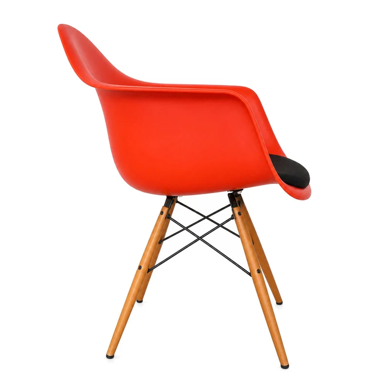 Vitra Eames Plastic Armchair DAW