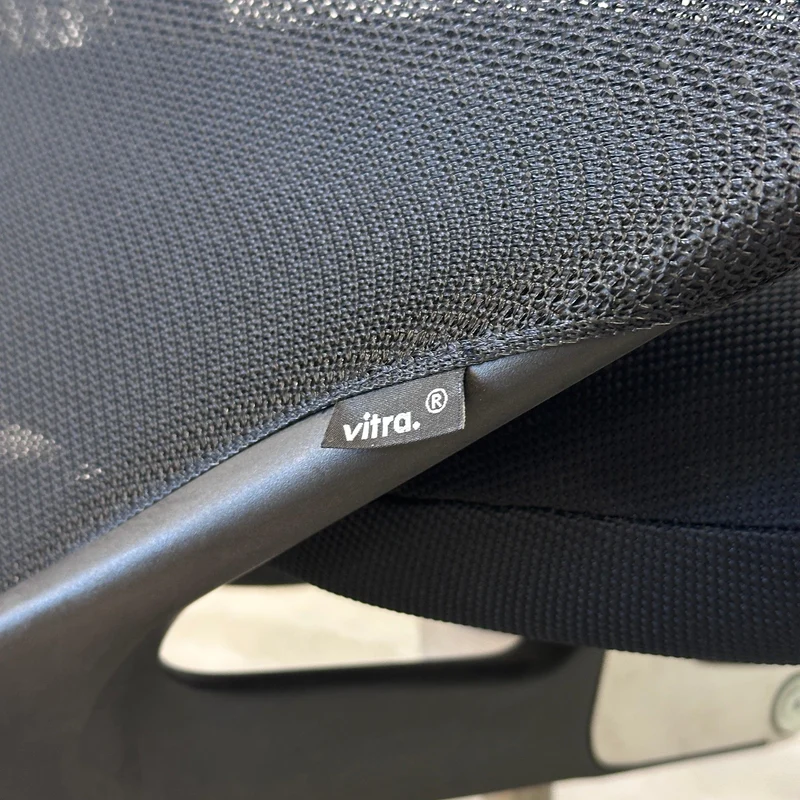 Vitra Medapro schwarz